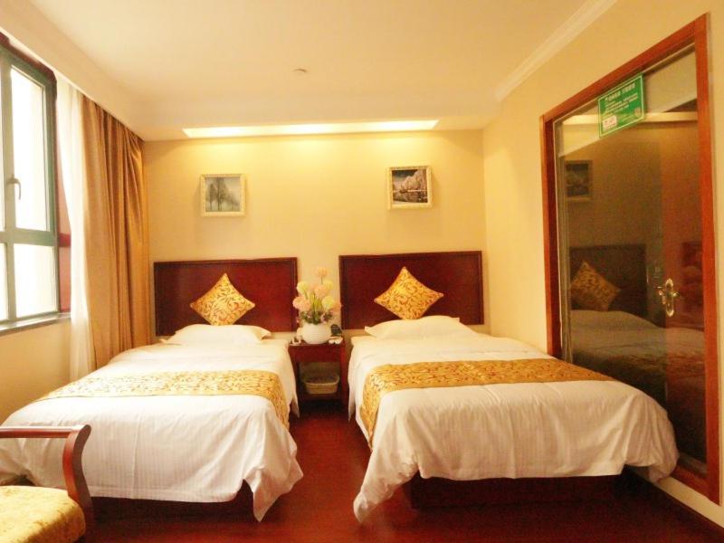 Greentree Inn Zhejiang Jiaxing West Zhongshan Road Vintage Car Building Express Hotel Экстерьер фото