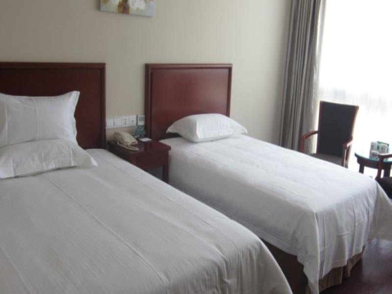 Greentree Inn Zhejiang Jiaxing West Zhongshan Road Vintage Car Building Express Hotel Экстерьер фото